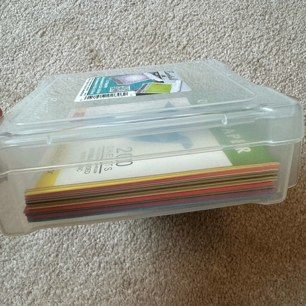 200 sheets of origami paper in 20 vibrant colors plus storage box